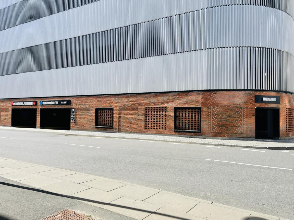 Aday - Harbor Groundfloor Own Entrance - Studio Aalborg Esterno foto